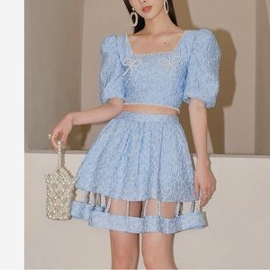 pearl backless puff sleeve square collar top blue skirt print suit summer